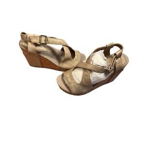 Antelope Crisscross Leather Buckle Wedge‎ Sandals Beige Gold Womens Size 40 NEW